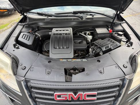Used 2017 GMC Terrain SLE AWD/4WD image 28