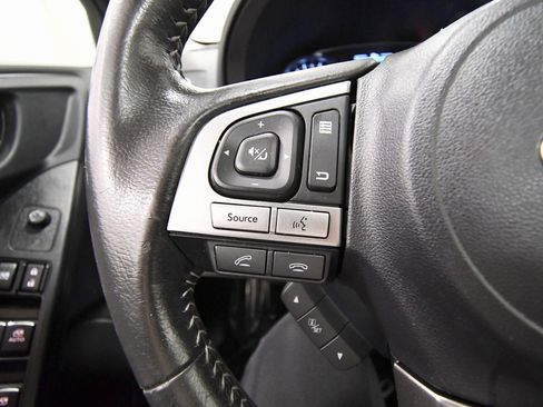 Used 2017 Subaru Forester 2.5i Limited image 20