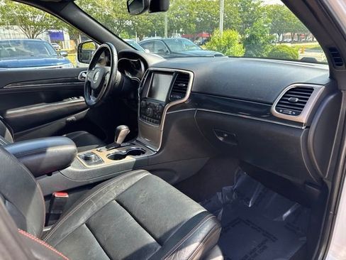 Used 2017 Jeep Grand Cherokee Limited 75th Anniversary AWD/4WD image 16