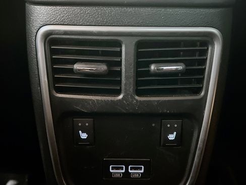 Used 2019 Dodge Charger Scat Pack w/ Plus Group RWD image 18