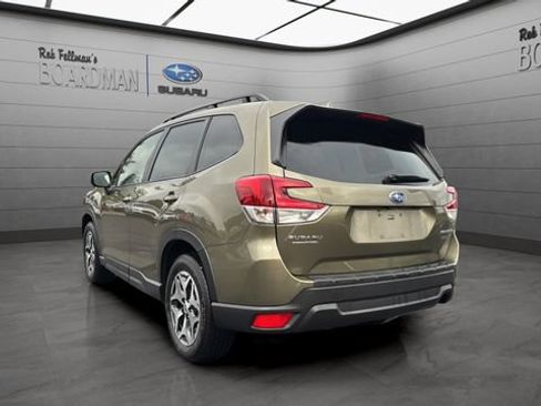 Used 2023 Subaru Forester Premium AWD/4WD image 7