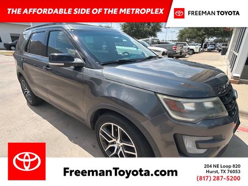 Used 2017 Ford Explorer Sport w/ Equipment Group 401A AWD/4WD image 1
