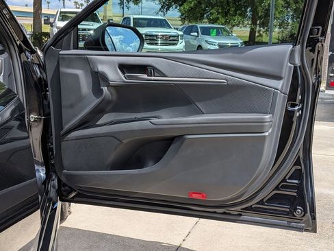 Used 2026 Toyota Camry SE image 19