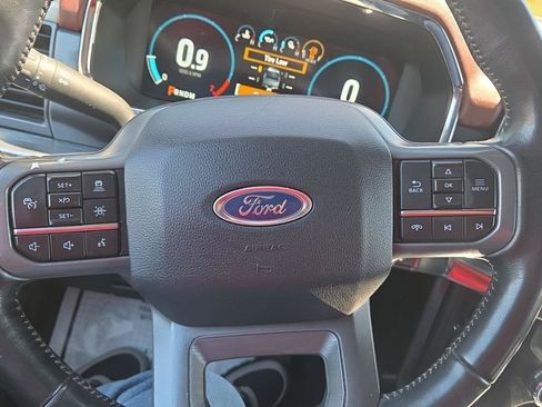 Used 2022 Ford F150 Lariat w/ Equipment Group 502A High AWD/4WD image 17