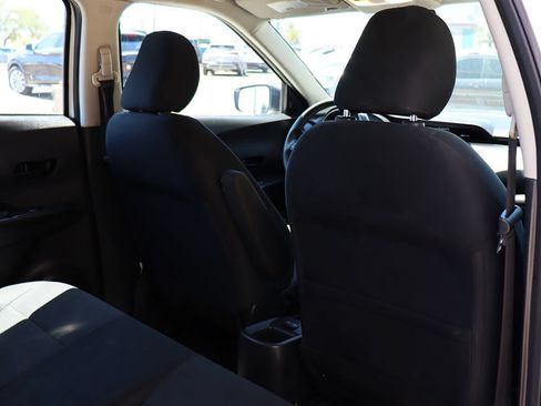 Used 2023 Nissan Kicks S FWD image 28