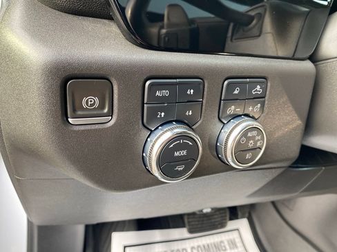 Used 2023 GMC Sierra 1500 SLT w/ SLT Premium Package AWD/4WD image 15