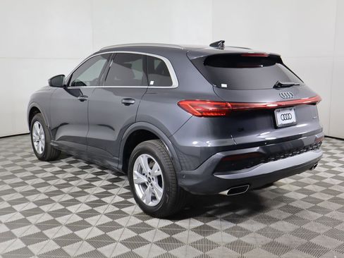 Used 2025 Audi Q5 Premium w/ Convenience Package AWD/4WD image 7