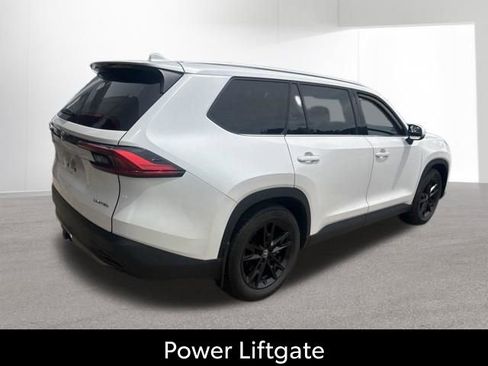Certified 2024 Toyota Grand Highlander AWD image 12