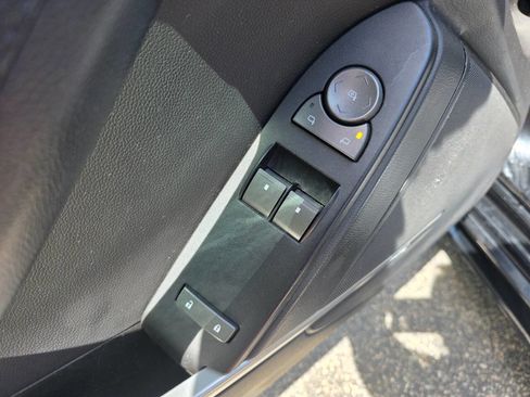 Used 2011 Cadillac CTS Premium image 11