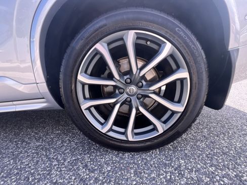Used 2019 Volvo XC90 T6 Momentum w/ Advanced Package AWD/4WD image 12