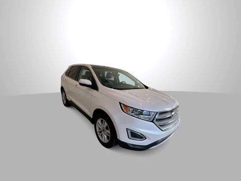 Used 2018 Ford Edge SEL w/ Canadian Touring Package AWD/4WD image 2