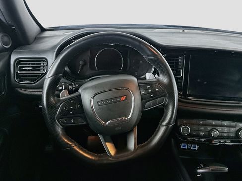 Used 2025 Dodge Durango GT AWD/4WD image 17