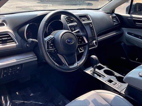 Used 2019 Subaru Outback 2.5i Limited AWD/4WD image 10