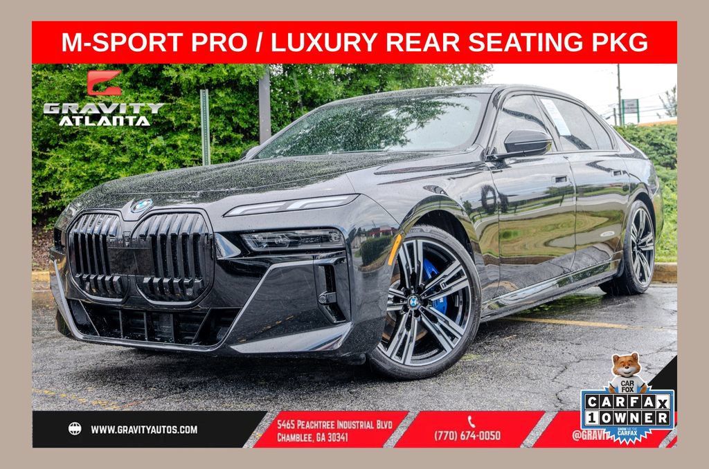 Used 2023 BMW i7 xDrive60 AWD/4WD image 1