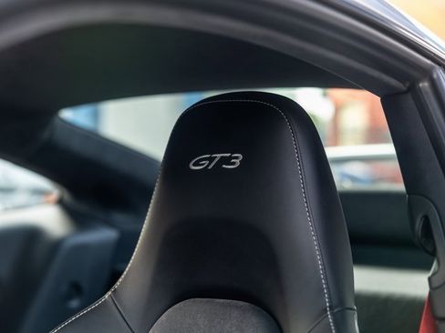 Used 2018 Porsche 911 GT3 image 43