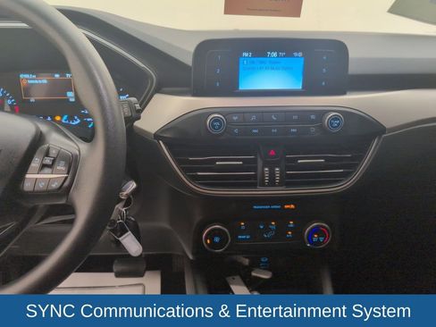 Certified 2022 Ford Escape S image 16