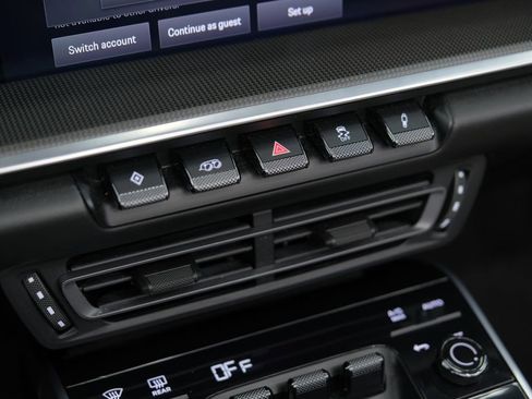 Used 2022 Porsche 911 Turbo image 41