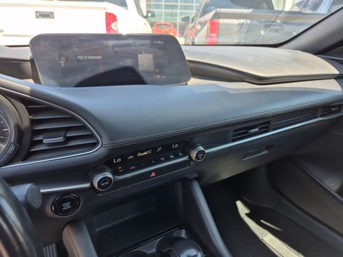 Used 2024 MAZDA MAZDA3 s FWD image 11