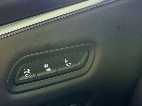 Used 2021 Cadillac Escalade Sport Platinum w/ LPO, ONYX Package image 15