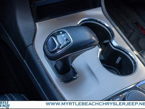 Used 2014 Jeep Grand Cherokee Limited w/ Trailer Tow Group IV image 23