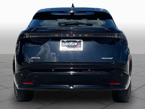 Used 2023 Nissan Ariya FWD image 4