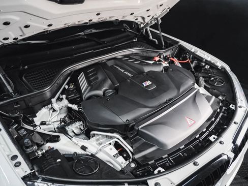 Used 2017 BMW X5 M image 69