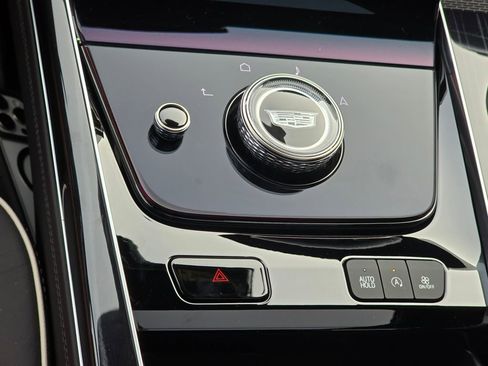 New 2026 Cadillac Escalade ESV Sport w/ LPO, ONYX Package AWD/4WD image 33