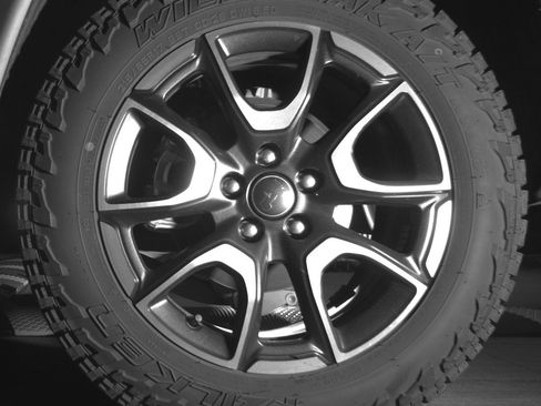 Used 2025 Jeep Compass Trailhawk image 14