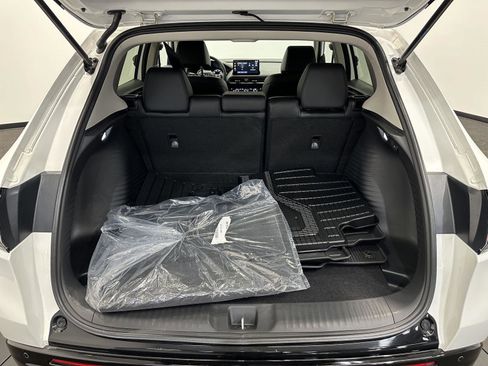Certified 2026 Honda HR-V EX-L image 30
