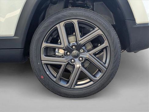 New 2026 Jeep Compass Limited image 10