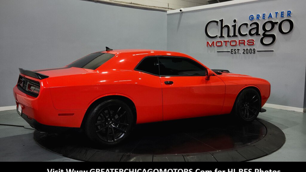 Used 2022 Dodge Challenger R/T Scat Pack w/ Shaker Package RWD image 11