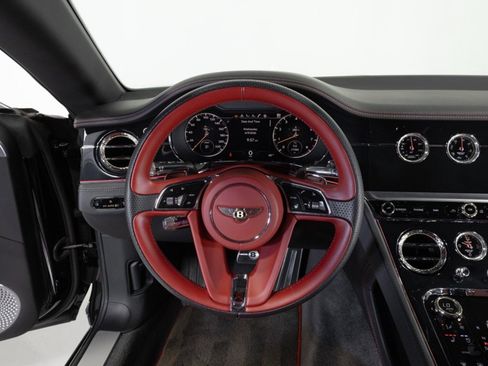 Used 2020 Bentley Continental GT AWD/4WD image 24