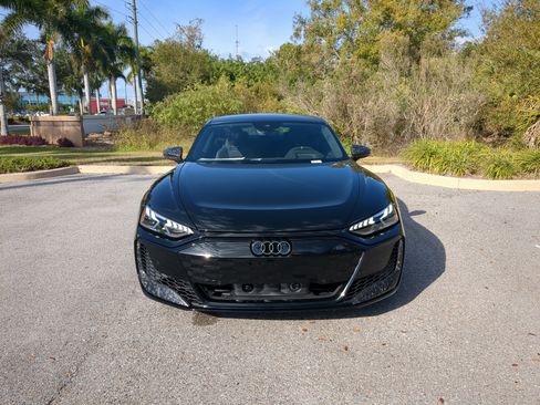 New 2026 Audi RS e-tron GT performance image 2
