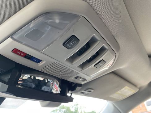 Used 2019 Subaru Ascent Limited AWD/4WD image 21