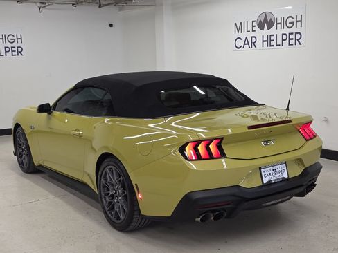 Used 2025 Ford Mustang GT Premium w/ GT Performance Package RWD image 19
