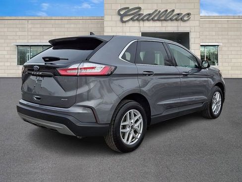 Used 2024 Ford Edge SEL image 8