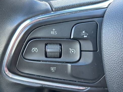 Used 2024 Buick Encore GX Sport Touring FWD image 29
