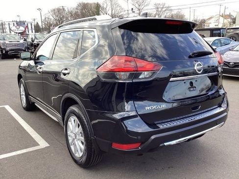 Used 2019 Nissan Rogue SV image 5