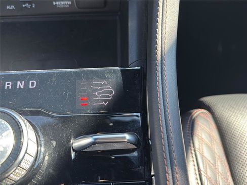 Used 2023 Jeep Grand Cherokee Summit AWD/4WD image 17