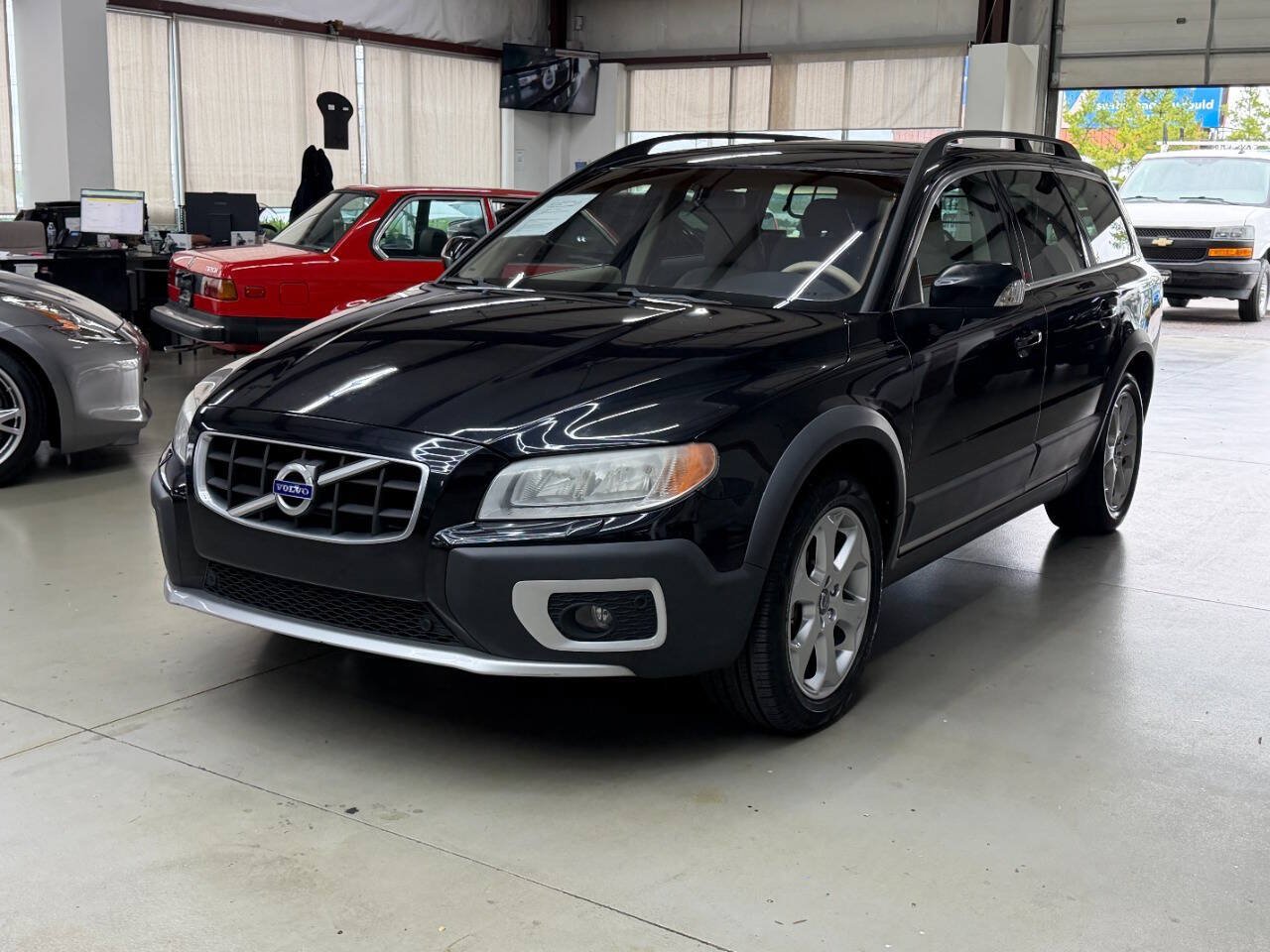 Used 2010 Volvo XC70 T6 AWD/4WD image 5