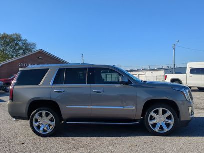 Used 2017 Cadillac Escalade Luxury