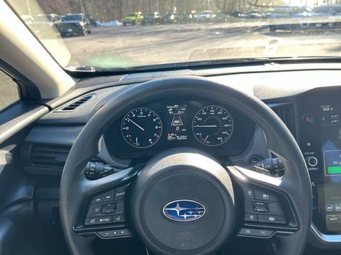 Used 2024 Subaru Crosstrek 2.0i Premium image 24