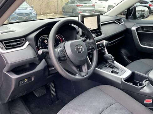Used 2025 Toyota RAV4 LE image 16