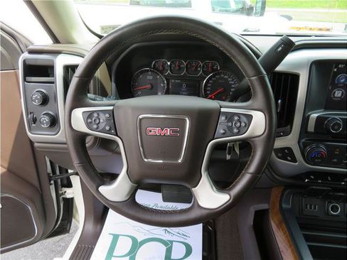 Used 2014 GMC Sierra 1500 SLT w/ SLT Crew Cab Value Package AWD/4WD image 9