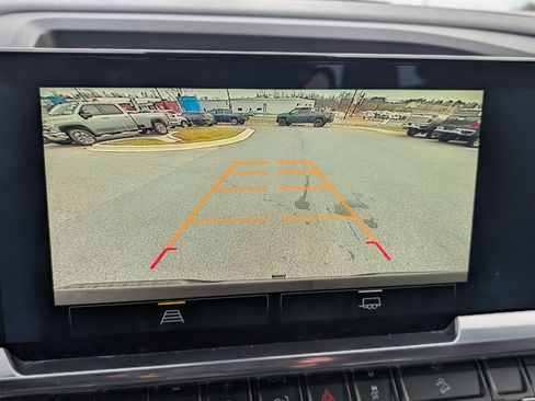 Used 2022 Chevrolet Silverado 1500 LT Trail Boss image 28