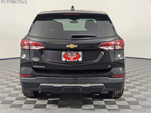 Used 2023 Chevrolet Equinox LT w/ Driver Convenience Package image 6