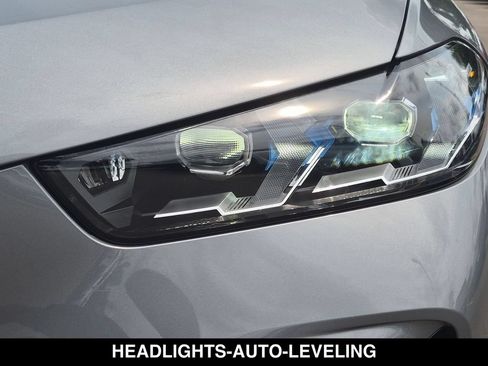 Used 2026 BMW X5 xDrive50e AWD/4WD image 17