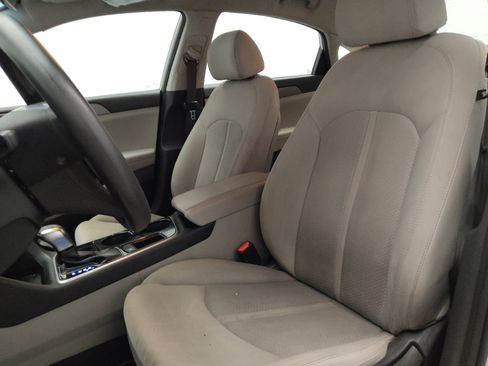 Used 2019 Hyundai Sonata SE image 17