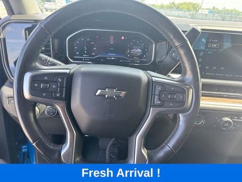 Used 2022 Chevrolet Silverado 1500 RST RWD image 5
