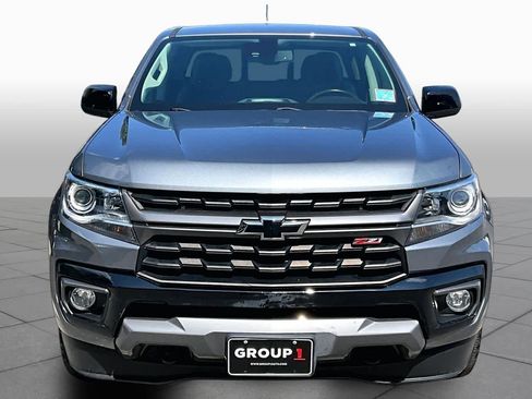 Used 2022 Chevrolet Colorado Z71 w/ Safety Package AWD/4WD image 4